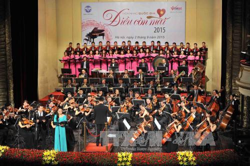 Hòa nhạc quốc gia Điều còn mãi 2015 khơi dậy tình yêu Tổ quốc, niềm tự hào dân tộc
